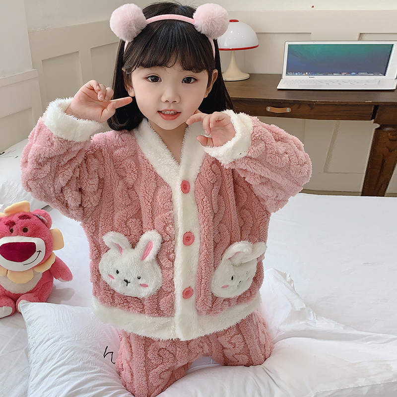 女童法兰绒睡衣套装婴幼儿童装宝宝秋冬季蝴蝶节兔子珊瑚绒家居服