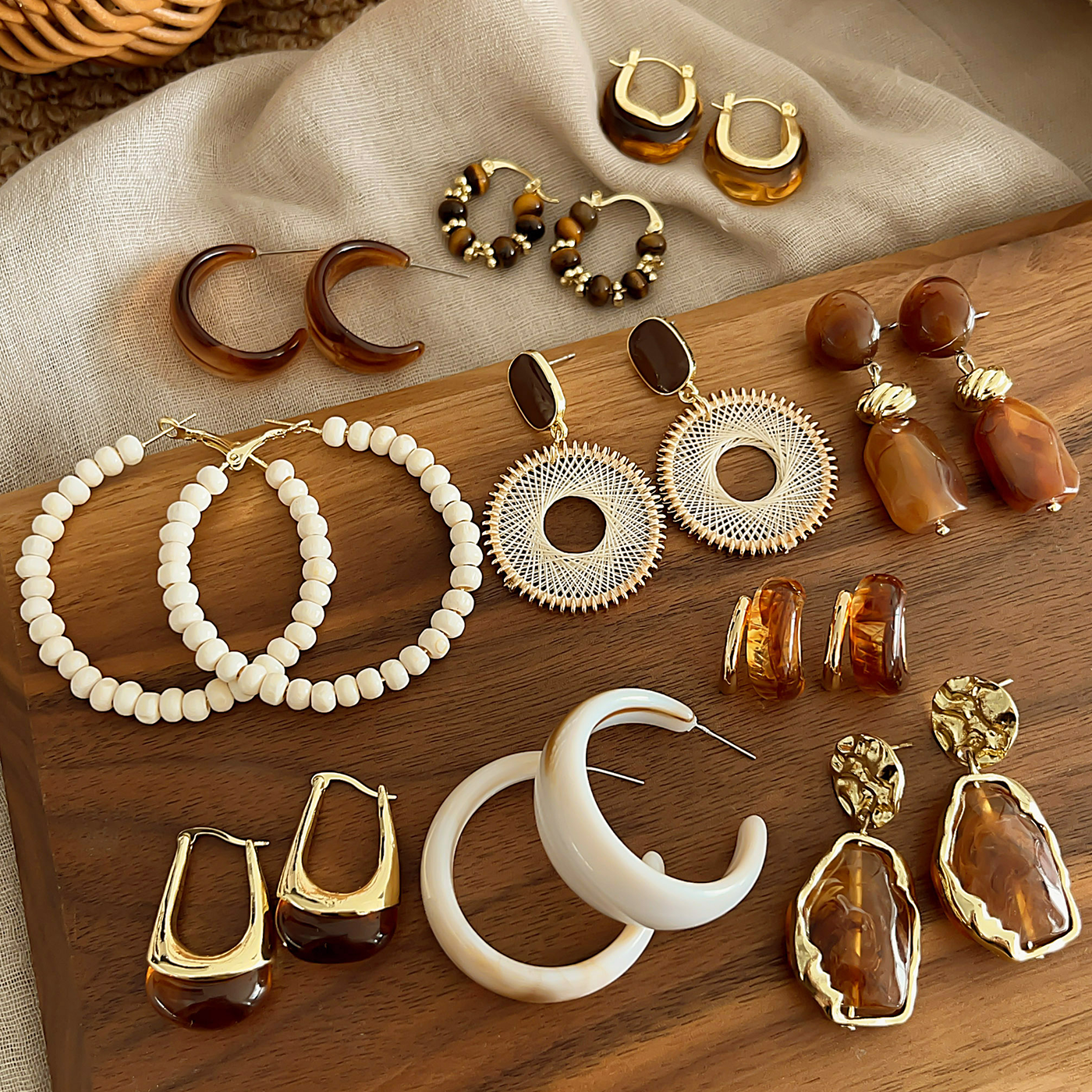 咖色耳环女秋冬复古美拉德耳钉