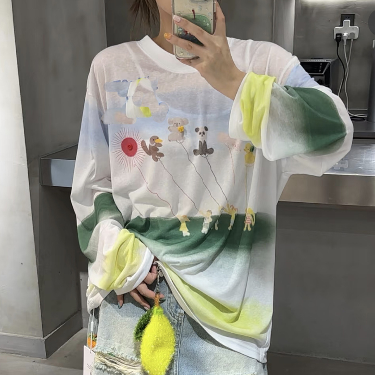 现货2026夏季新款多彩放风筝渐变条纹印花圆领长袖T恤宽松显瘦女