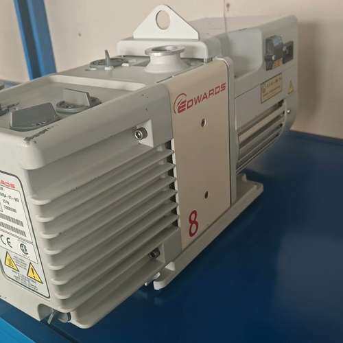 爱德华RV8真空泵，型号A654-01-903，成色良好，轻