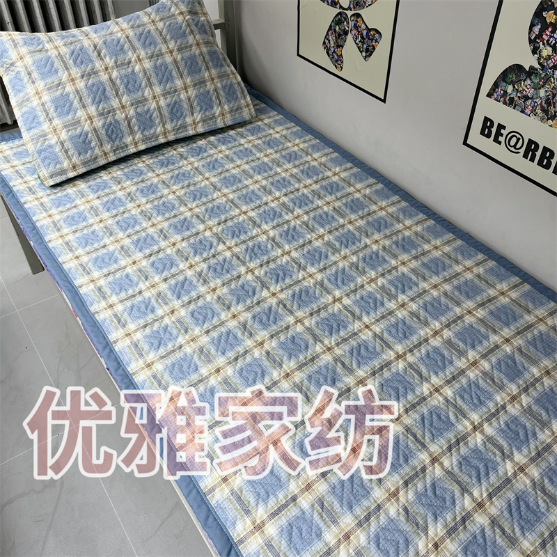 学生宿舍四季通用床盖三层夹棉防滑加厚床单双面床盖加厚沙发垫子