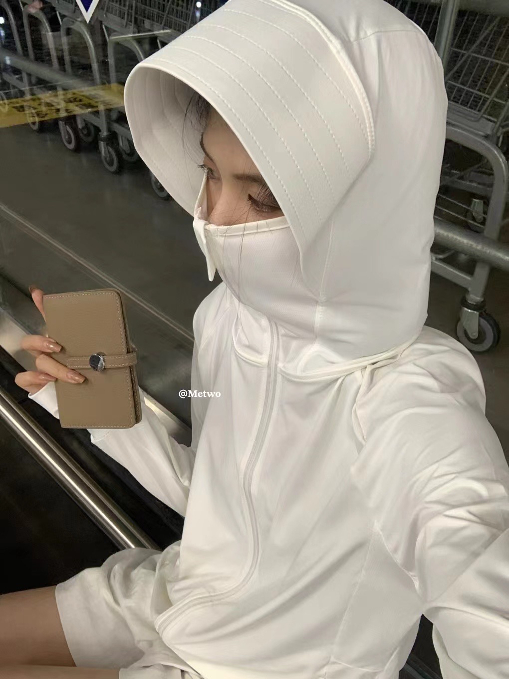 METWO/hers修身防晒衣女夏季连帽薄款夏季运动辣妹修身显瘦外套女