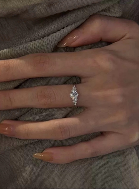 爆闪莫桑满钻开口戒指女