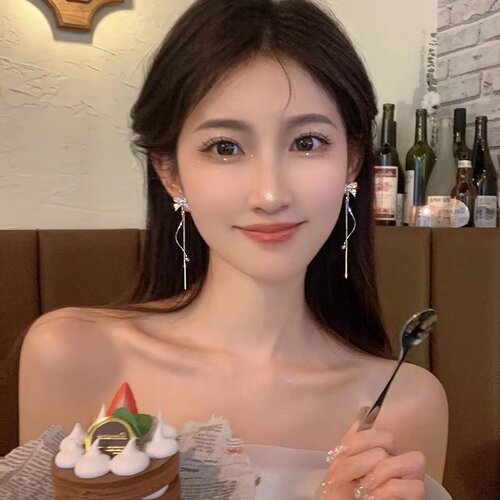 爆闪蝴蝶结流苏耳环女轻奢小众