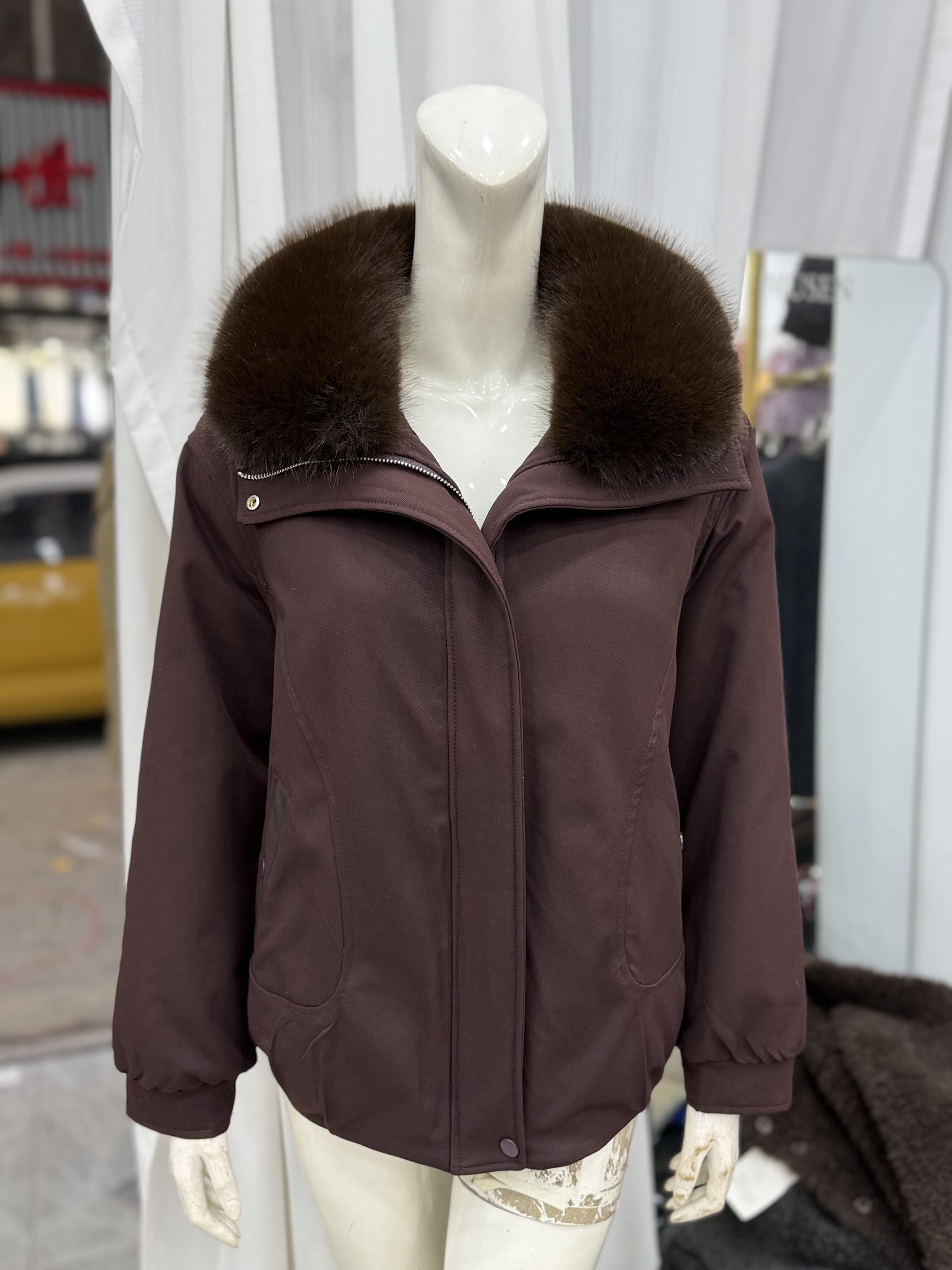 年轻妈妈冬季新款可卸毛领加厚棉衣女纯色百搭休闲派克服保暖棉袄