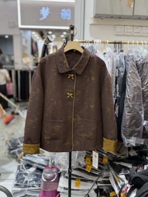 晶晶百合25A10秋新款时尚休闲大码中老年女装妈妈显瘦短翻领外套