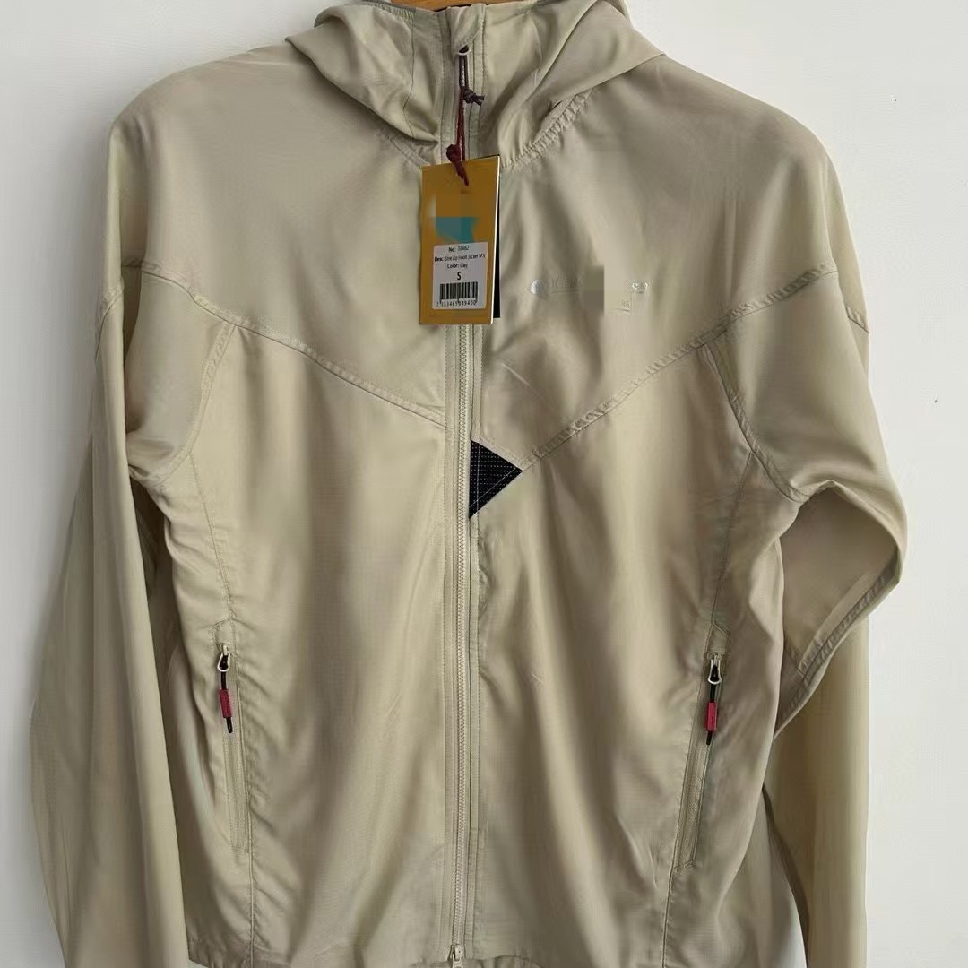 2025男子户外轻量皮肤衣帽衫工匠伊特里同款超轻防晒衣皮肤风衣,户外/登山/野营/旅行用品,防晒衣,淘宝优惠券,粉丝福利购,淘宝优惠卷