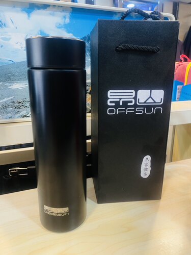 昂山304不锈钢保温杯黑色红色电子温度显示