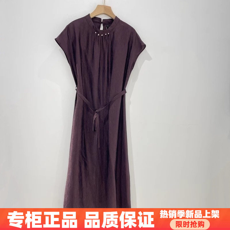 紫萱雅MBY25B092芳兰蕊2026夏季时尚显瘦百搭减龄中长无袖连衣裙
