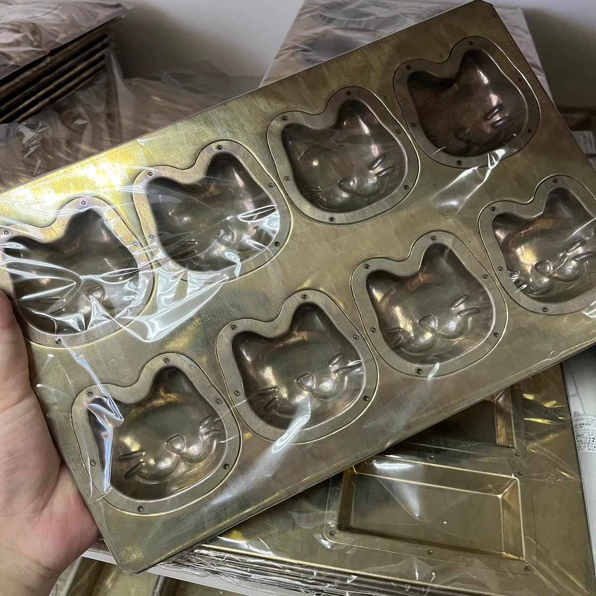 日本进口 千代田chiyoda联名款小猫咪猫头8连蛋糕不沾家用模具