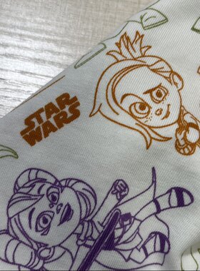 39包邮。纯棉汗布白底star war 绿 1米长度 宽度155cm