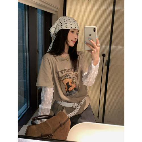 SUSAN十三行秋季韩系风格猫咪字母图案蕾丝拼接长袖T恤上衣女Y829