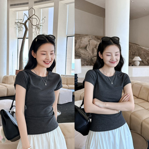 DIGM十三行夏季极简时尚气质百搭舒适圆领弹力显瘦短袖T恤DA20110