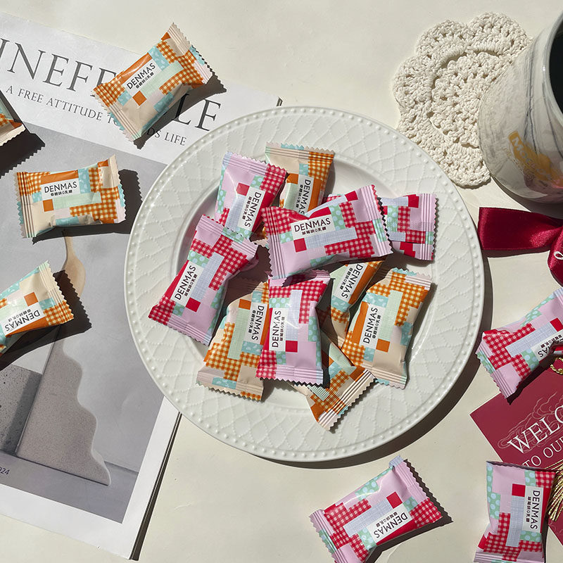 DENMAS丹玛仕香橙味草莓味Q乳糖网红结婚喜糖伴手礼前台招待零食