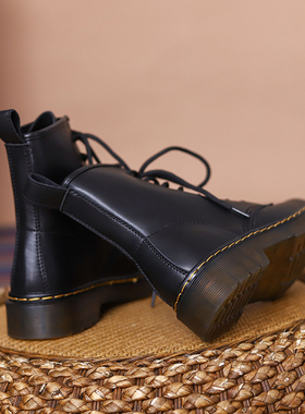 真皮马丁靴女2025年爆款秋冬加绒新款英伦风厚底dr8孔短靴雪地靴