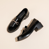 女2025春秋新款 爆款 休闲乐福鞋 中跟英伦风小皮鞋 黑色高跟软底单鞋