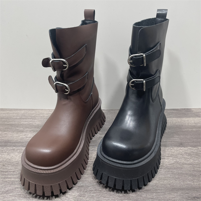 英伦风复古圆头真皮马丁靴女