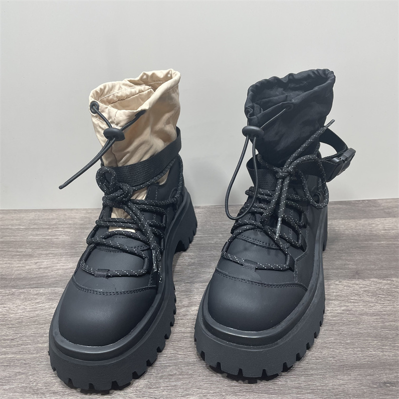 英伦风时尚厚底百搭休闲马丁靴