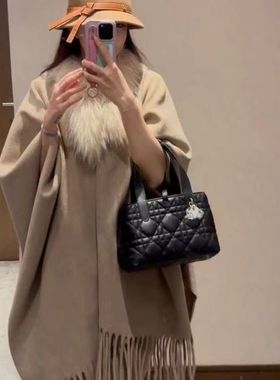 千金风毛领斗篷披肩外套女卡其色流苏针织开衫名媛慵懒风