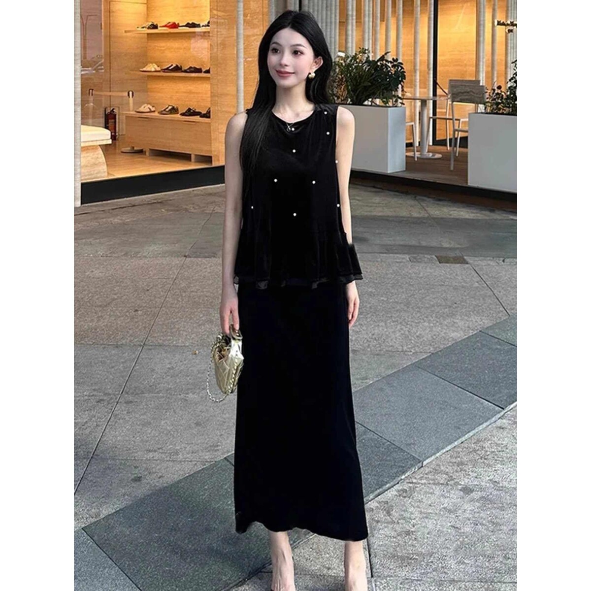 轻奢气质钉珠网纱无袖上衣丝绒半裙女装2025夏季新款黑色时尚套装