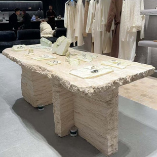 意式极简服装店天然洞石岛台餐桌设计师创意个性大理石茶台咖啡桌