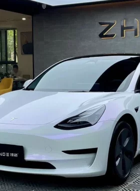 汽车PET改色膜亮面白变紫补膜