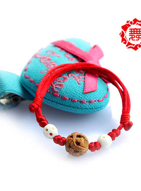 天然10-15mm迷你手雕四佛五福桃核猪惊骨宝宝红绳手链 光滑丝线绳