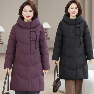 妈妈装冬装羽绒服女长款过膝连帽刺绣保暖中老年防风外套2025新款