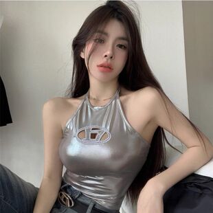 千禧辣妹复古小背心夏季女外穿性感银色亮面镂空挂脖短款吊带上衣
