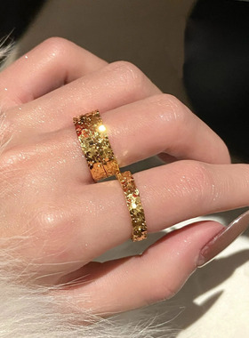 爆闪！不掉色S925纯银碎冰冰金色戒指素圈古法高级质感轻奢简约女
