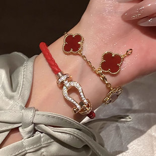 马蹄扣红绳手链手镯编织皮质满钻轻奢高级质感转运本命年红绳