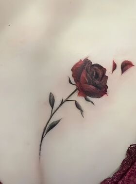 玫瑰花蝴蝶纹身贴纸性感辣妹持久防水胸前锁骨手臂仿真刺青唯美