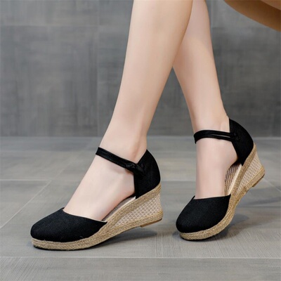 凉鞋女夏季外穿2026新款老北京布鞋民族风拖鞋坡跟蝴蝶结渔夫单鞋