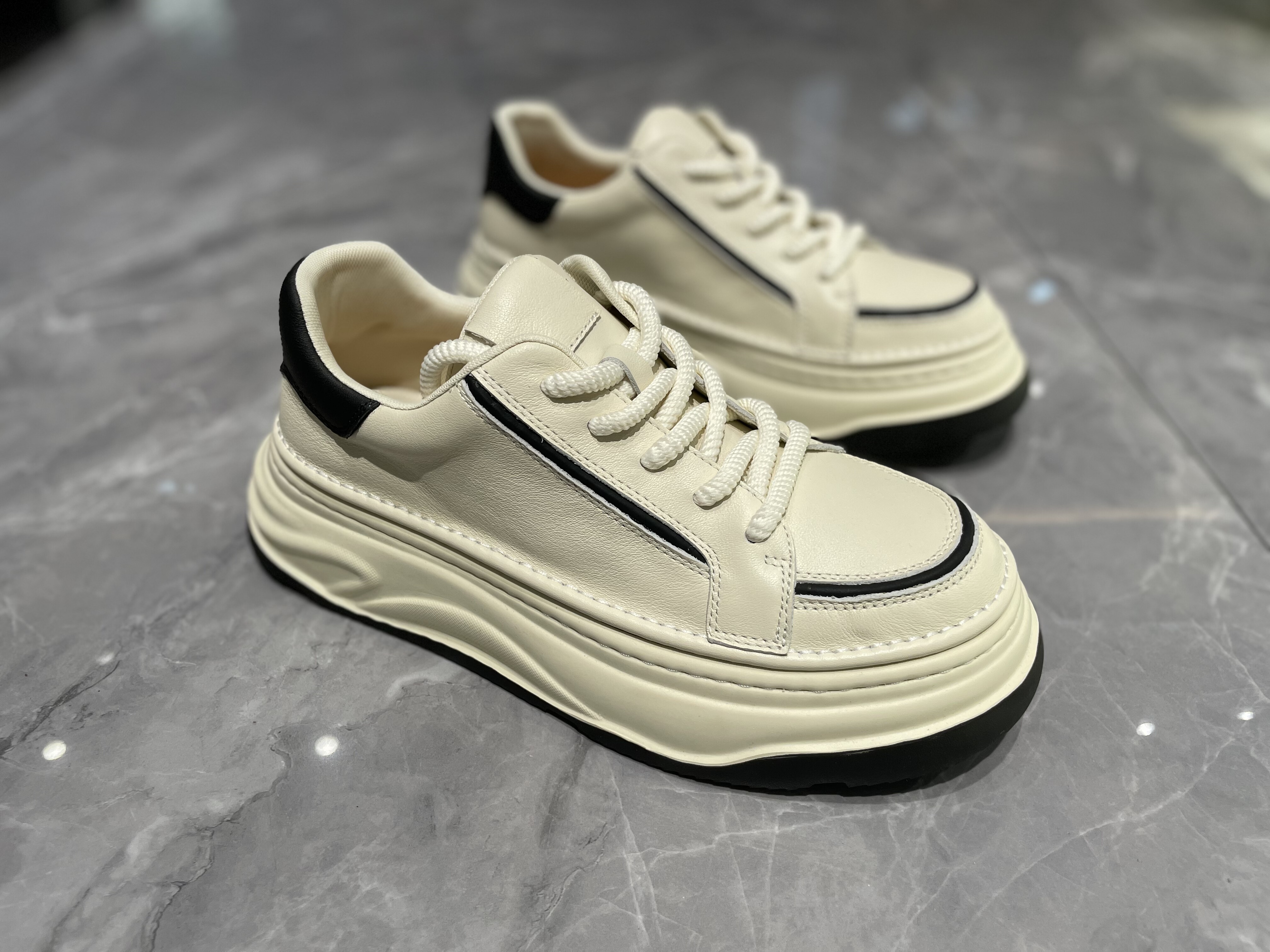 2025新款冬季季透气休闲鞋男真皮鞋韩版高端时尚百搭板鞋男小白鞋