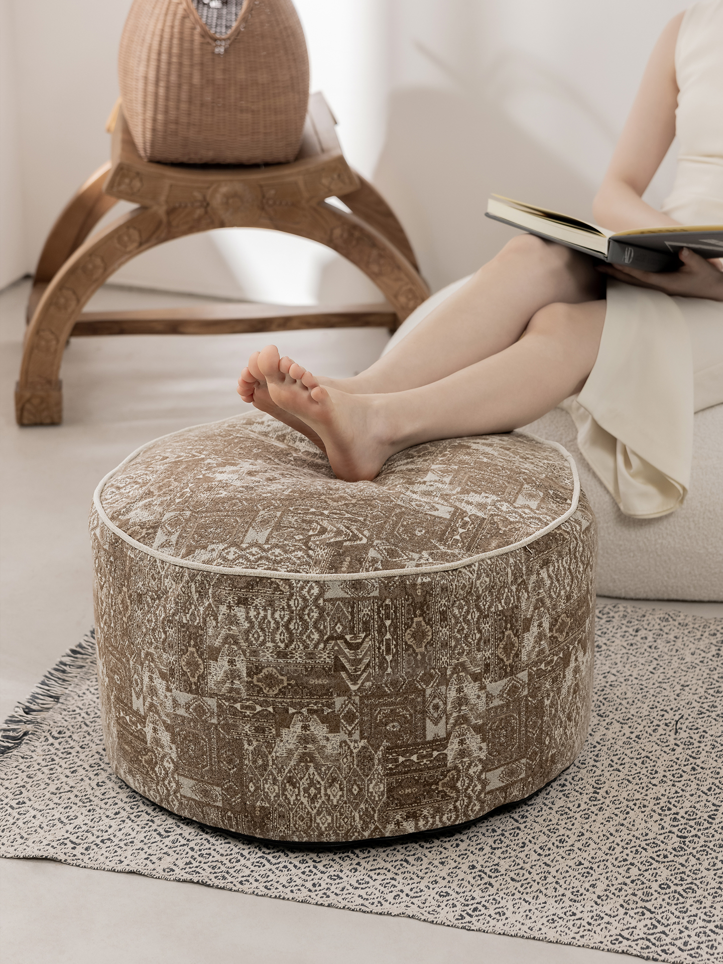 bailand简约覆古浅咖色圆形可拆洗地毯坐墩蒲团坐垫沙发露台脚墩