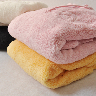 秋冬珊瑚绒连帽宽松保暖外套女款 亏本清仓 不支持退换货