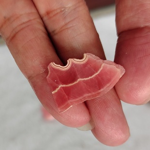 天然阿根廷红纹石冰种菱锰矿原矿桃花眼原料矿标收藏手工磨制DIY