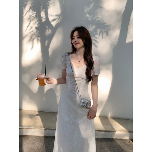 Even一雯【水仙咒语】韩系高智感镂空蕾丝气质夏季V领短袖连衣裙