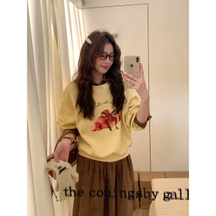 Even一雯 韩系高智感焦糖撞色拼接休闲慵懒感加绒卫衣 焦糖可颂