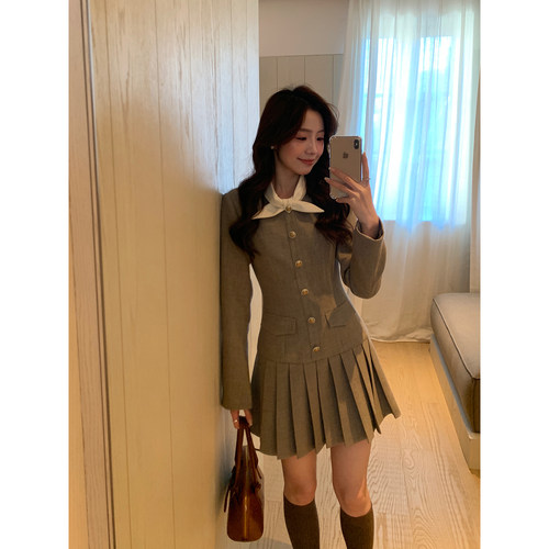 Even一雯【青春物语】韩系高智秋冬复古气质精致千金感收腰连衣裙