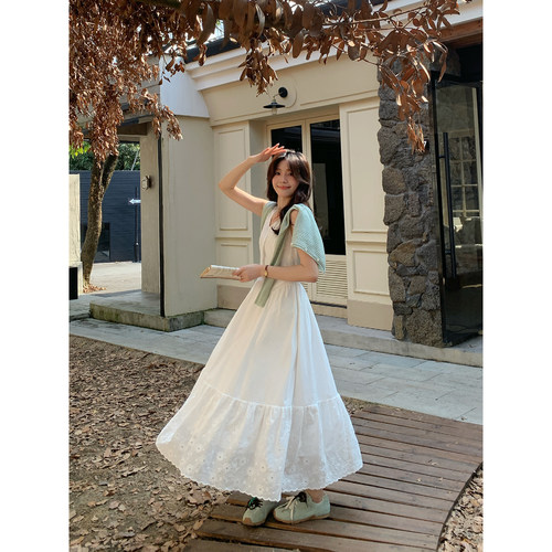 Even一雯【杜乐花园】韩系高智感法式温柔气质无袖V领收腰连衣裙