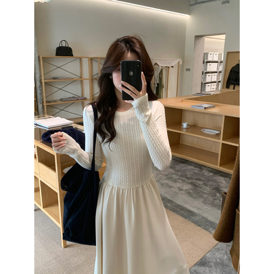 Even一雯【拉夫美学】韩系高智感修身百搭显瘦简约圆领长袖连衣裙