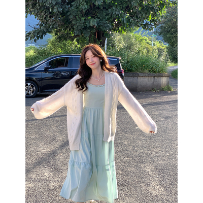 Even一雯【邻家女孩】韩系高智小清新显白气质温柔假日吊带连衣裙