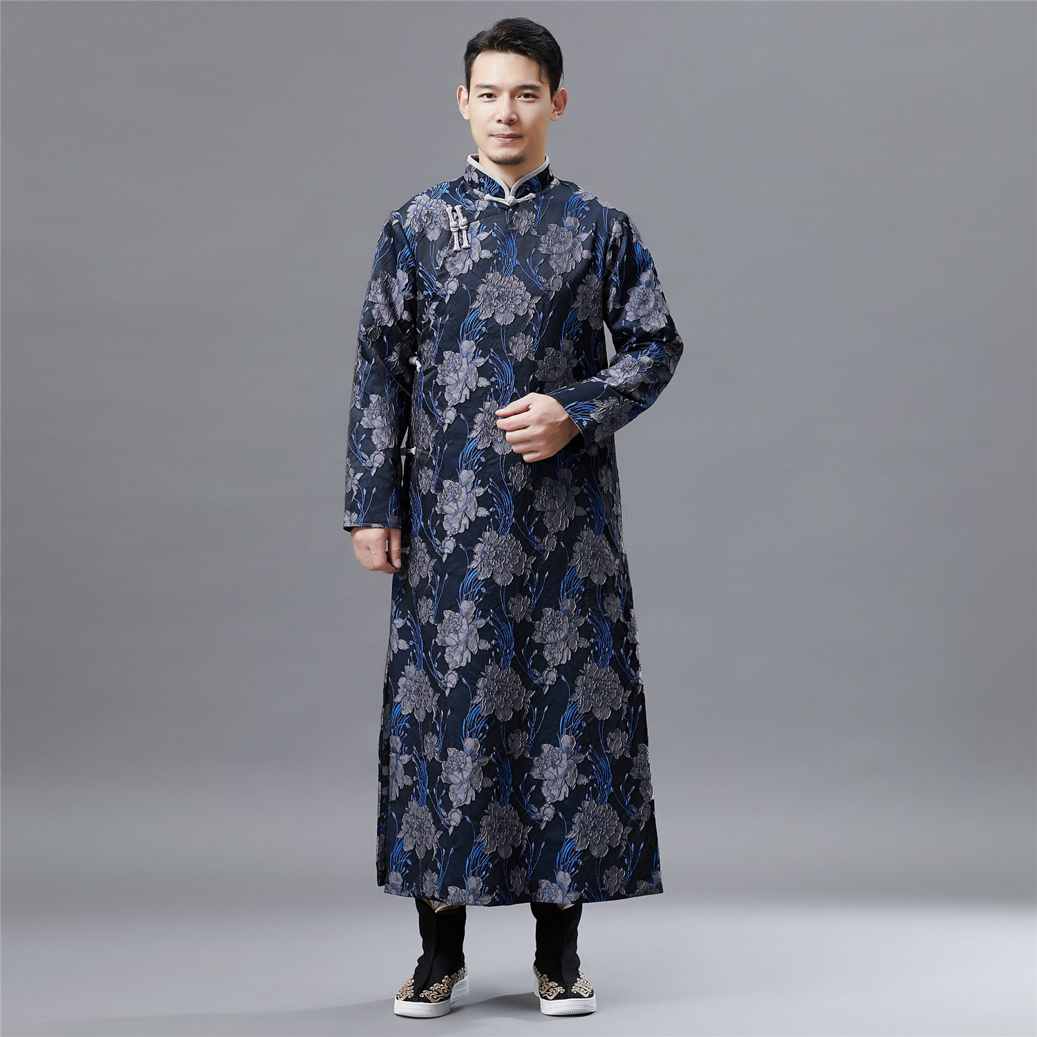 民国风男装礼服浮雕相声大褂演出服长袍表演服日常唐装中国风秋冬