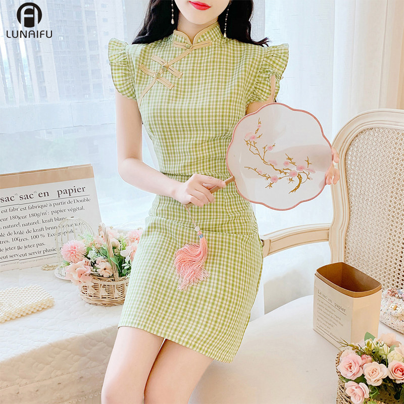 2020年新款小清新复古改良绿色格子荷叶袖旗袍连衣裙修身短款裙子