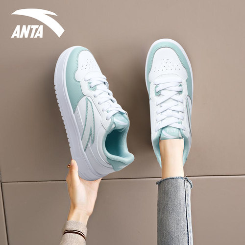 安踏官方旗舰店轻松板鞋女鞋