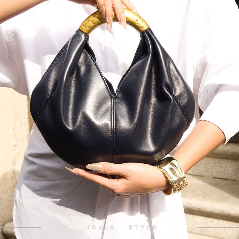 UGALS法式复古金属手柄半月褶皱饺子月牙宴会软皮云朵包手拿小包