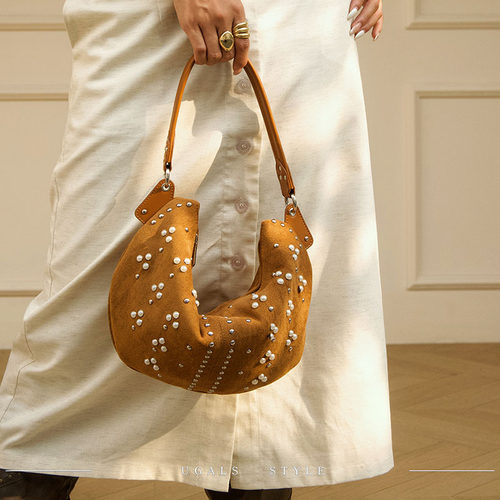 UGALS秋冬复古小众设计铆钉珍珠磨砂马鞍托特月牙腋下单肩手提包
