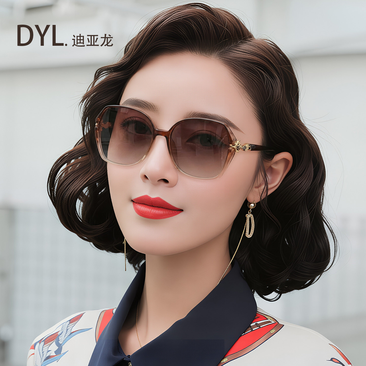 迪亚龙墨镜女2026新款大框显瘦防紫外线妈妈太阳镜偏光开车眼镜
