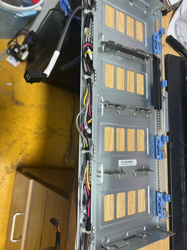 硬盘背板服务器浪潮5280M5